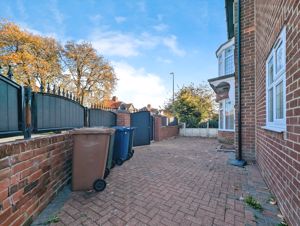 Photo 12- click for photo gallery